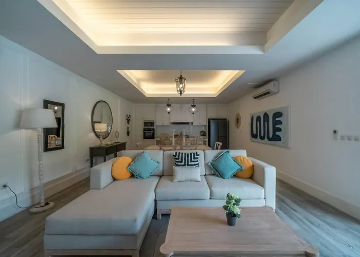Putih Blanc Mediterranean 3br In Villa